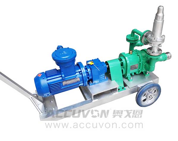 奧戈恩小型手推式移動泵車 奧戈恩小型手推式移動泵車